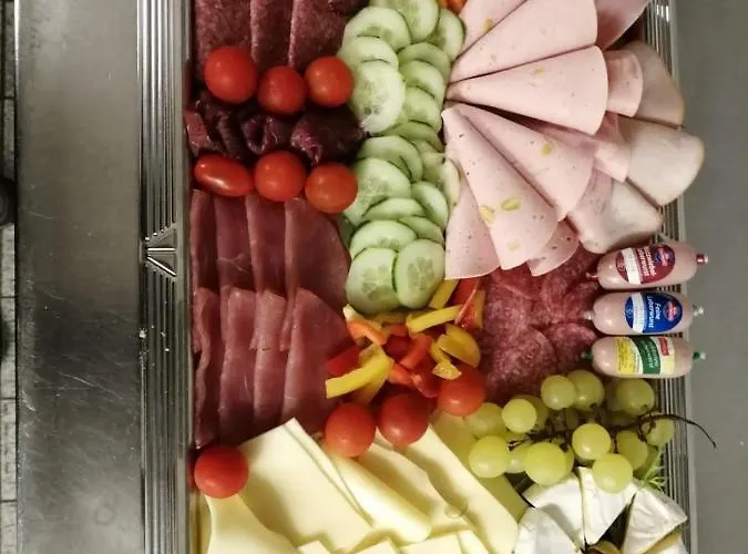 Hotel Charlottenhof 3*